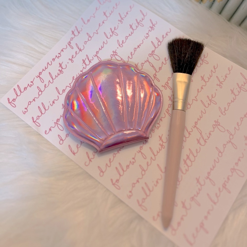 Iridescent Shell pocket mirror - Picture 4 of 4